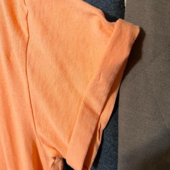 Peach embroidered strawberry shirt - Picture 3 of 5